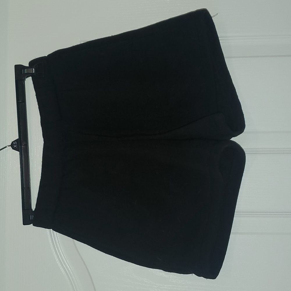 Vivre La Vie Shorts w Pockets- Black- S